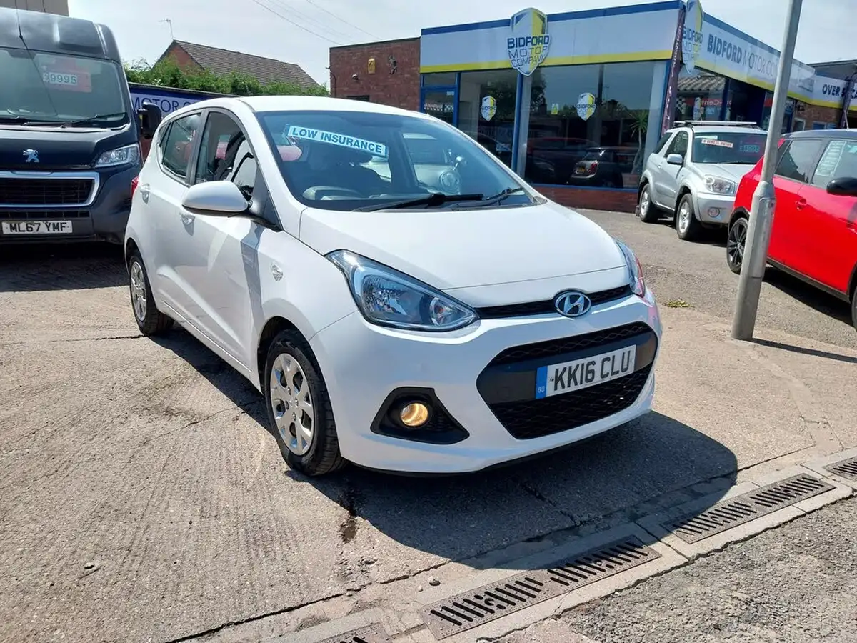 2016-hyundai-i10-10-se-big-1