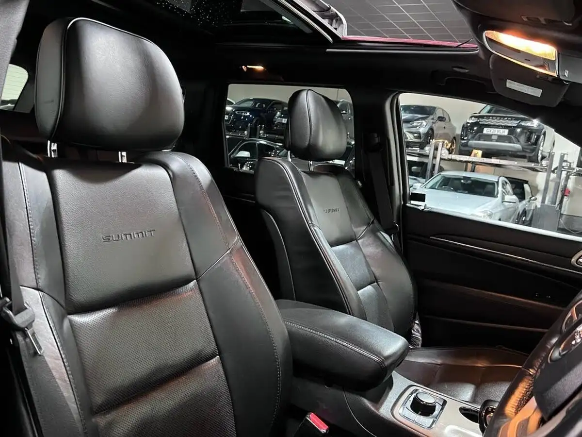 2015-jeep-grand-cherokee-30crd-summit-big-13