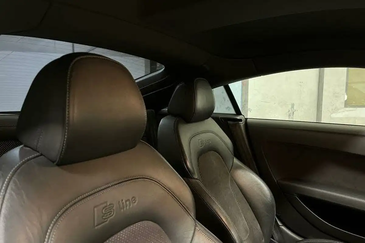 2014-audi-tt-coupe-18-tfsi-s-line-big-16
