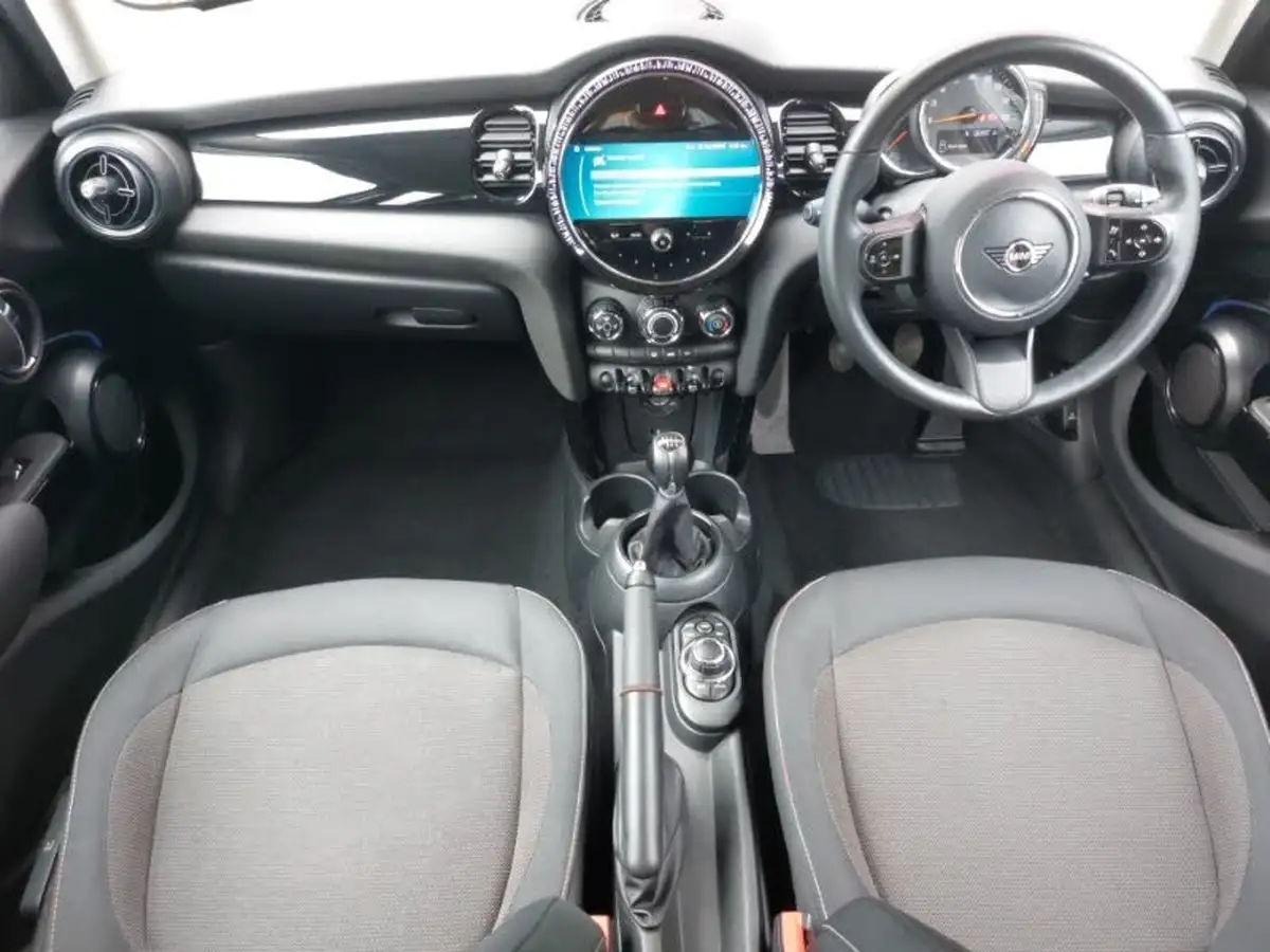 2022-mini-cooper-15-cooper-classic-hatchback-5d-big-2