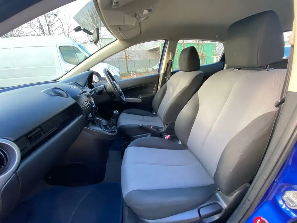 2007-mazda-mazda2-13-ts-big-52