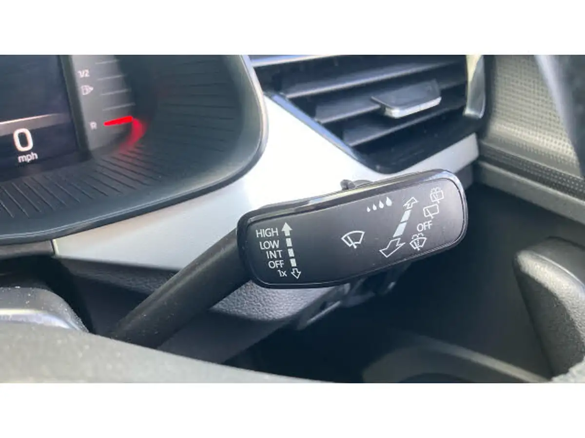 2020-skoda-kamiq-10-tsi-se-l-115ps-big-24
