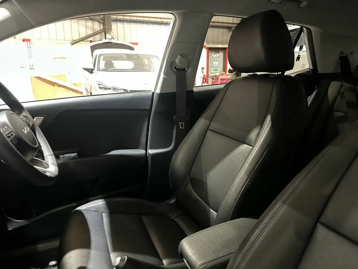 2024-kia-stonic-10-t-gdi-3-98bhp-dct-big-22