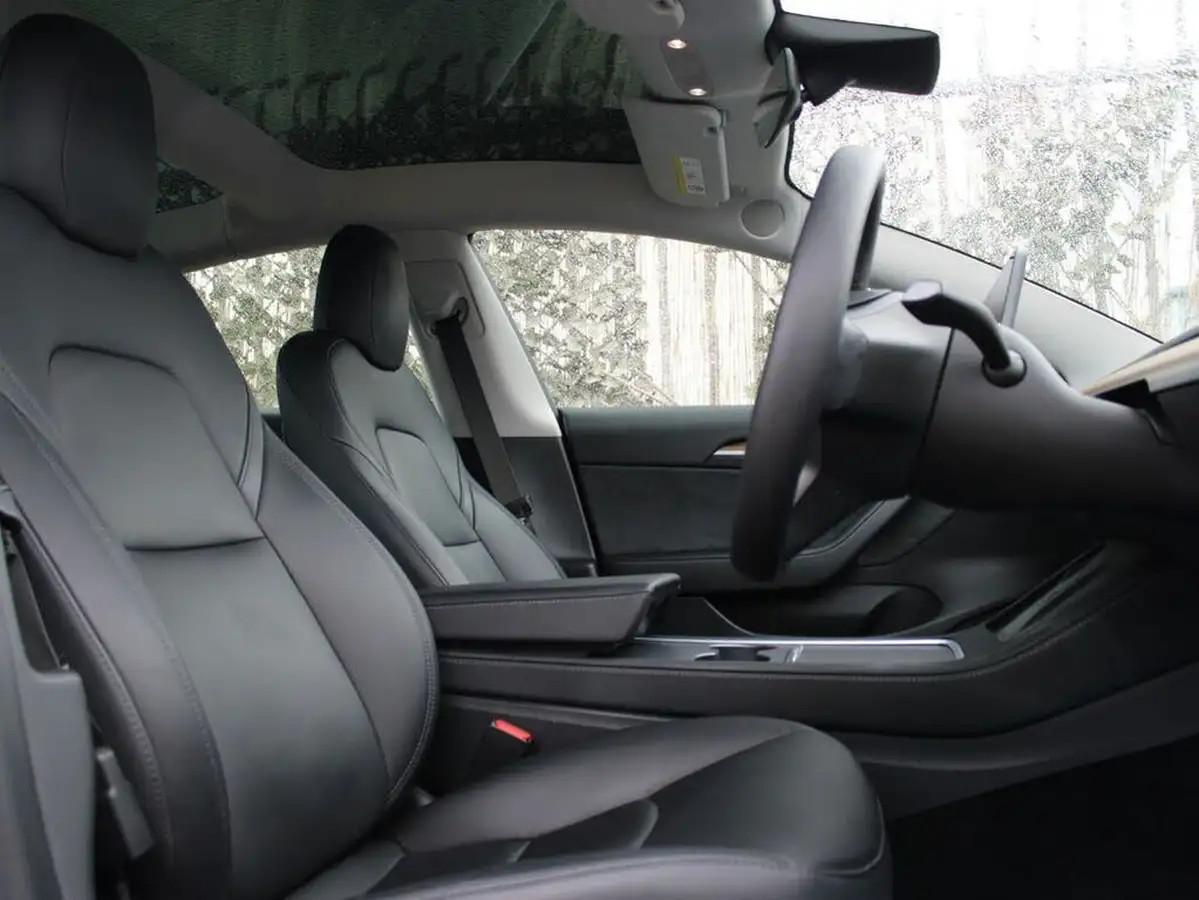 2021-tesla-model-3-e-long-range-4x4-big-13