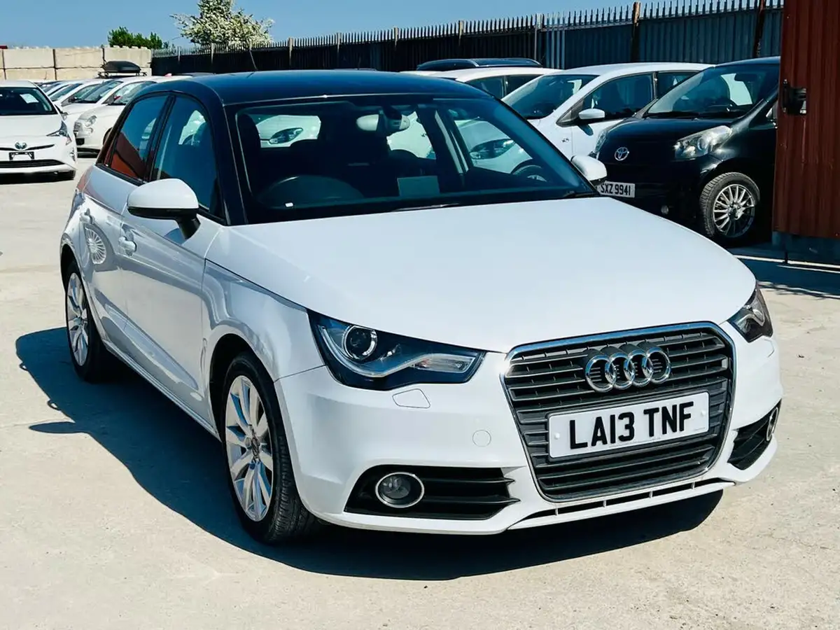 2013-audi-a1-14-122ps-sportback-5d-1390cc-s-tronic-big-1