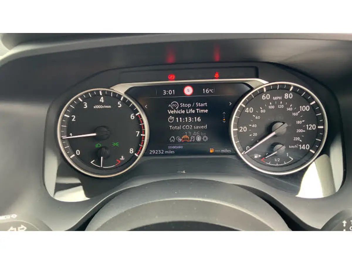 2022-nissan-qashqai-13-dig-t-acenta-premium-140ps-big-39