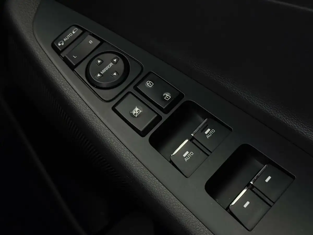 2020-hyundai-tucson-16-t-gdi-se-nav-dct-big-22