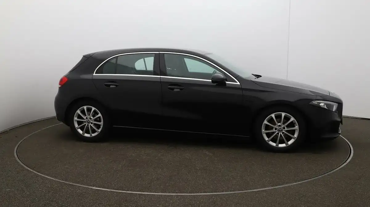 2019-mercedes-benz-a-class-13-a180-sport-executive-hatchback-5d-1332cc-7g-dct-big-48