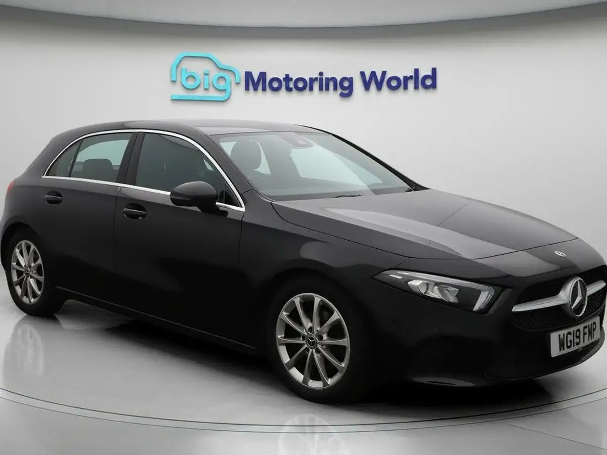 2019-mercedes-benz-a-class-13-a180-sport-executive-hatchback-5d-1332cc-7g-dct-big-0