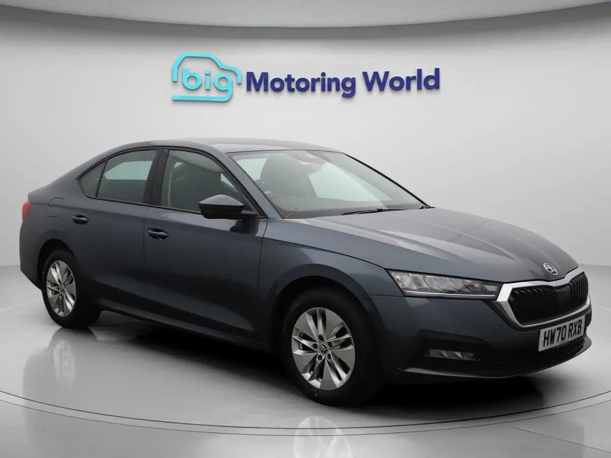 2021-skoda-octavia-10-tsi-se-technology-hatchback-big-0