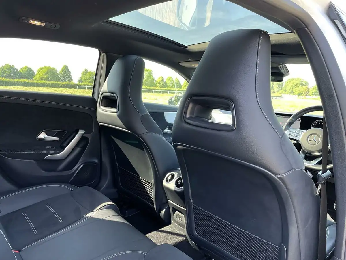 2021-mercedes-benz-a-class-13-a200-exclusive-edition-7g-dct-big-9