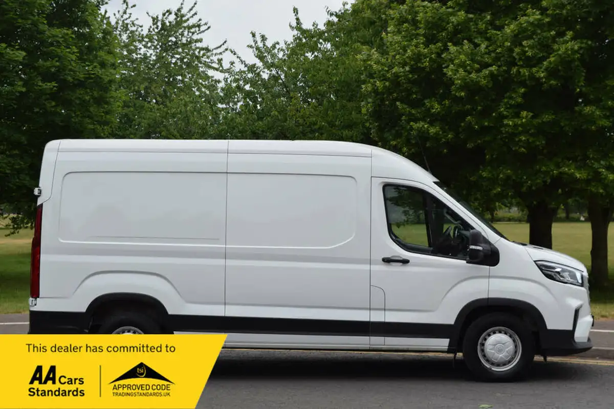 2023-maxus-deliver-9-big-2