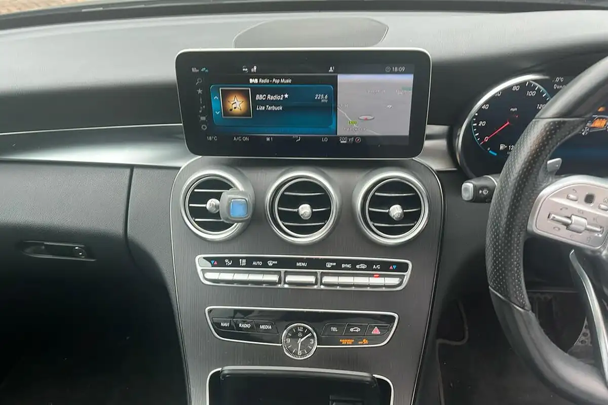 2021-mercedes-benz-c-class-15-c200-amg-line-198ps-eq-boost-ss-estate-5d-1497cc-big-31