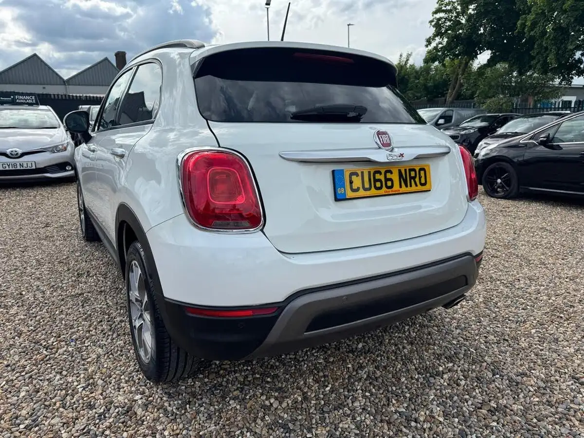 2016-fiat-500x-14-multiair-cross-140bhp-ddct-big-36