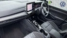 2025-volkswagen-golf-15-etsi-black-edition-small-1