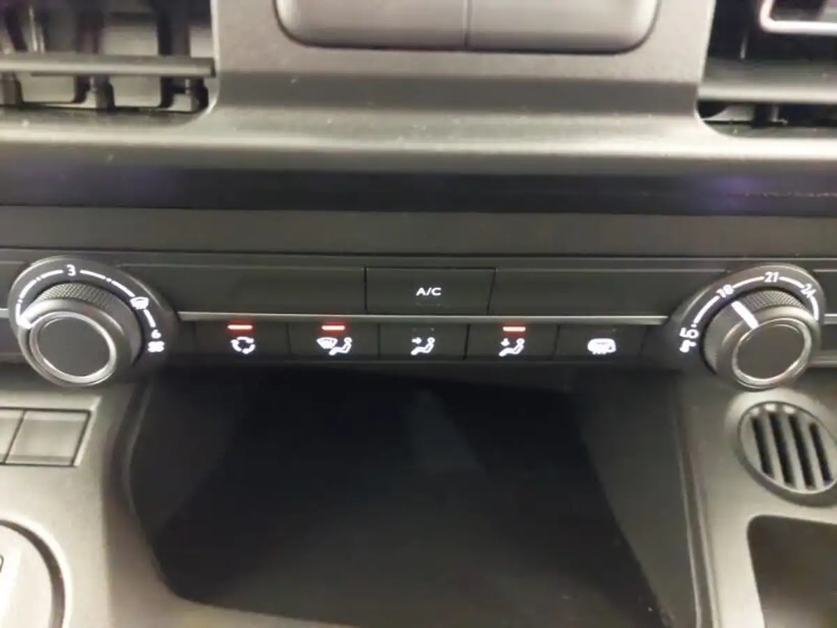 2024-peugeot-partner-15-bluehdi-professional-100pseu6d-big-11