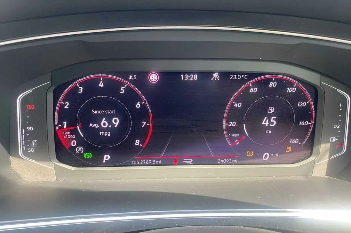 2022-volkswagen-tiguan-20-tsi-r-line-190ps-big-15