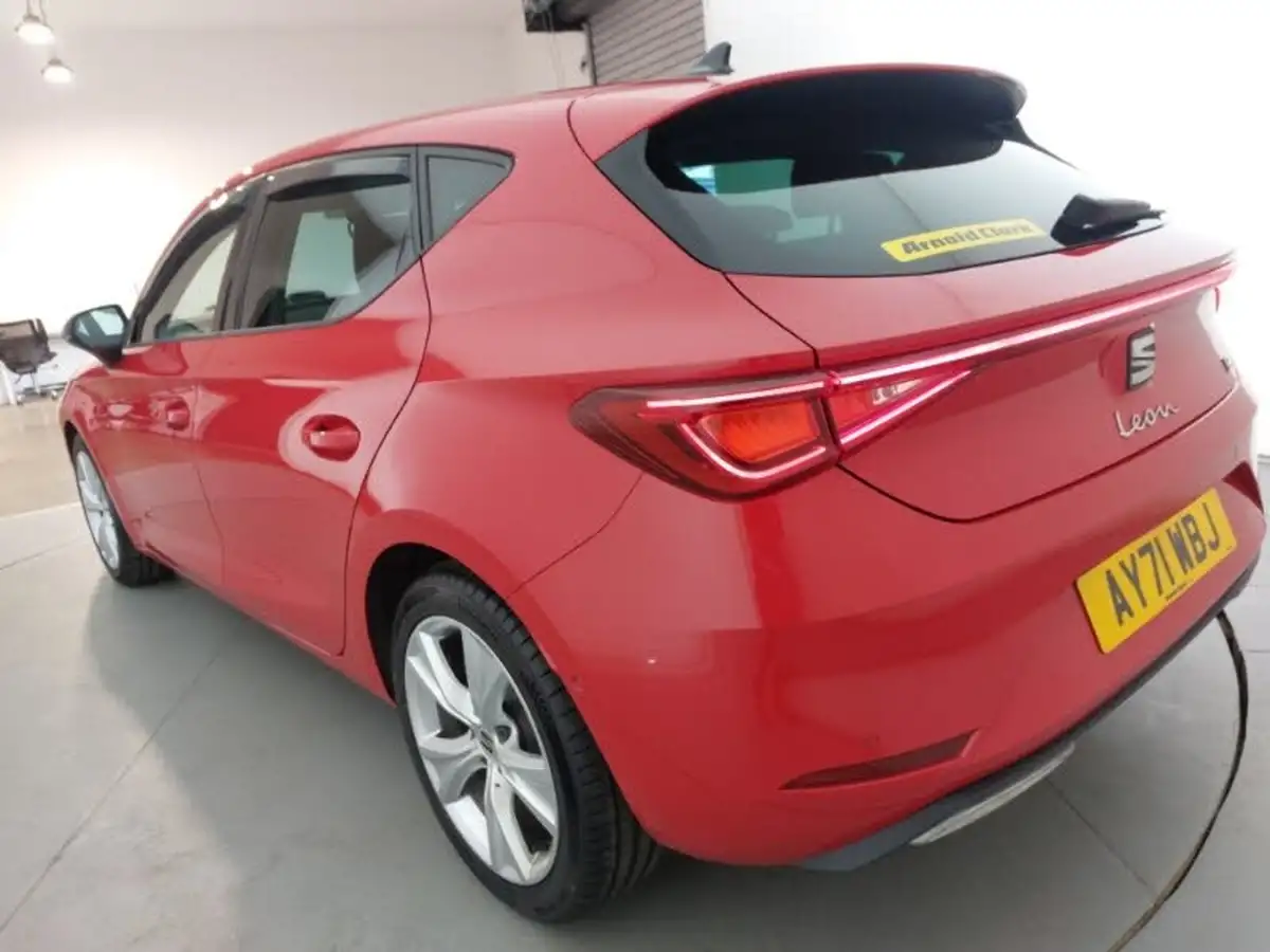 2021-seat-leon-15-tsi-evo-fr-130ps-hatchback-big-13
