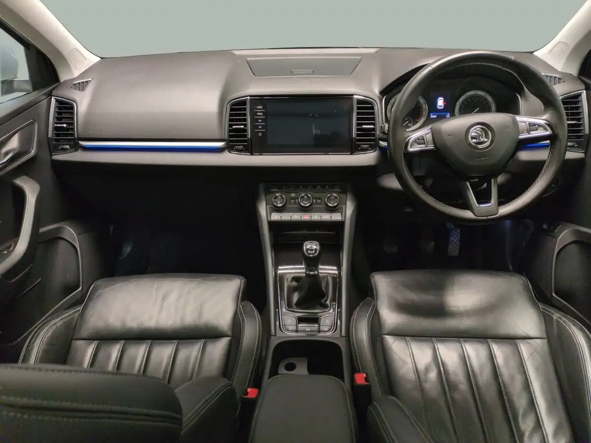 2018-skoda-karoq-20tdi-scr-edition-big-8