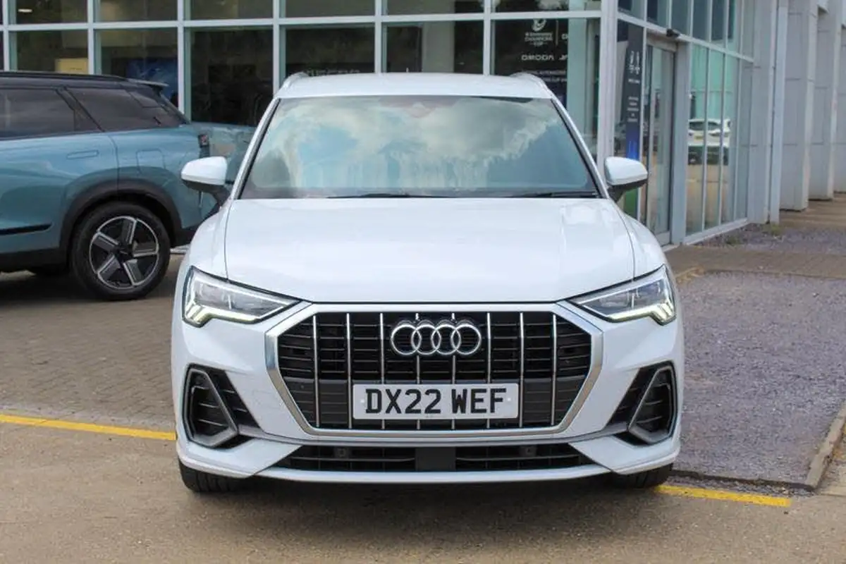 2022-audi-q3-15-35-tfsi-s-line-cod-station-wagon-tronic-big-1