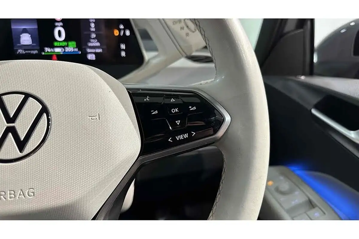 2021-volkswagen-id3-e-tour-big-33