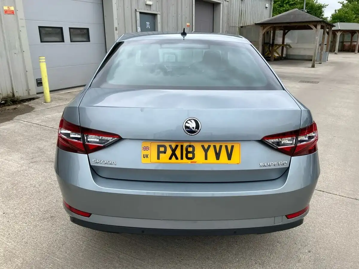 2018-skoda-superb-14-tsi-act-se-l-executive-hatchback-dsg-big-40