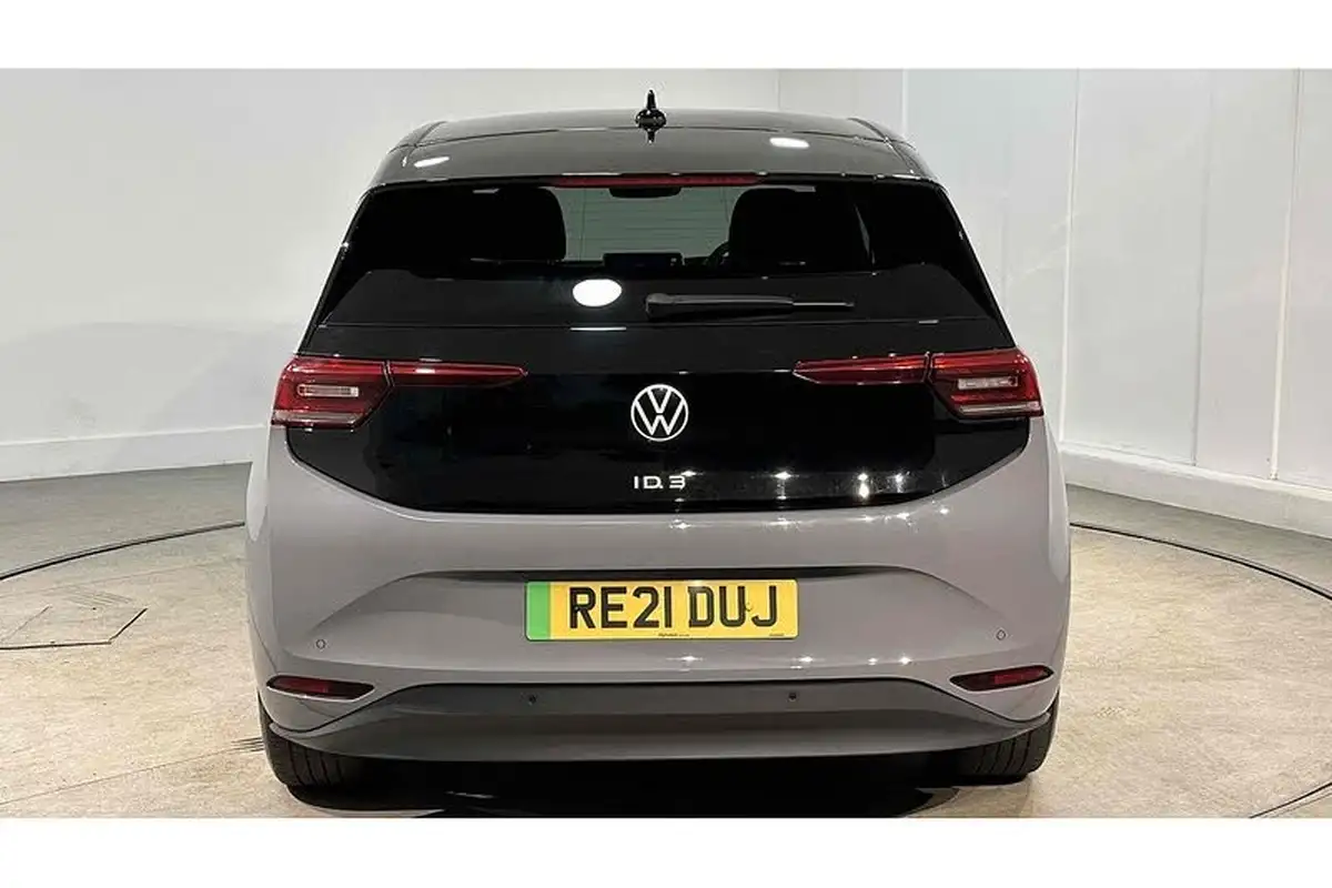 2021-volkswagen-id3-e-tour-big-9