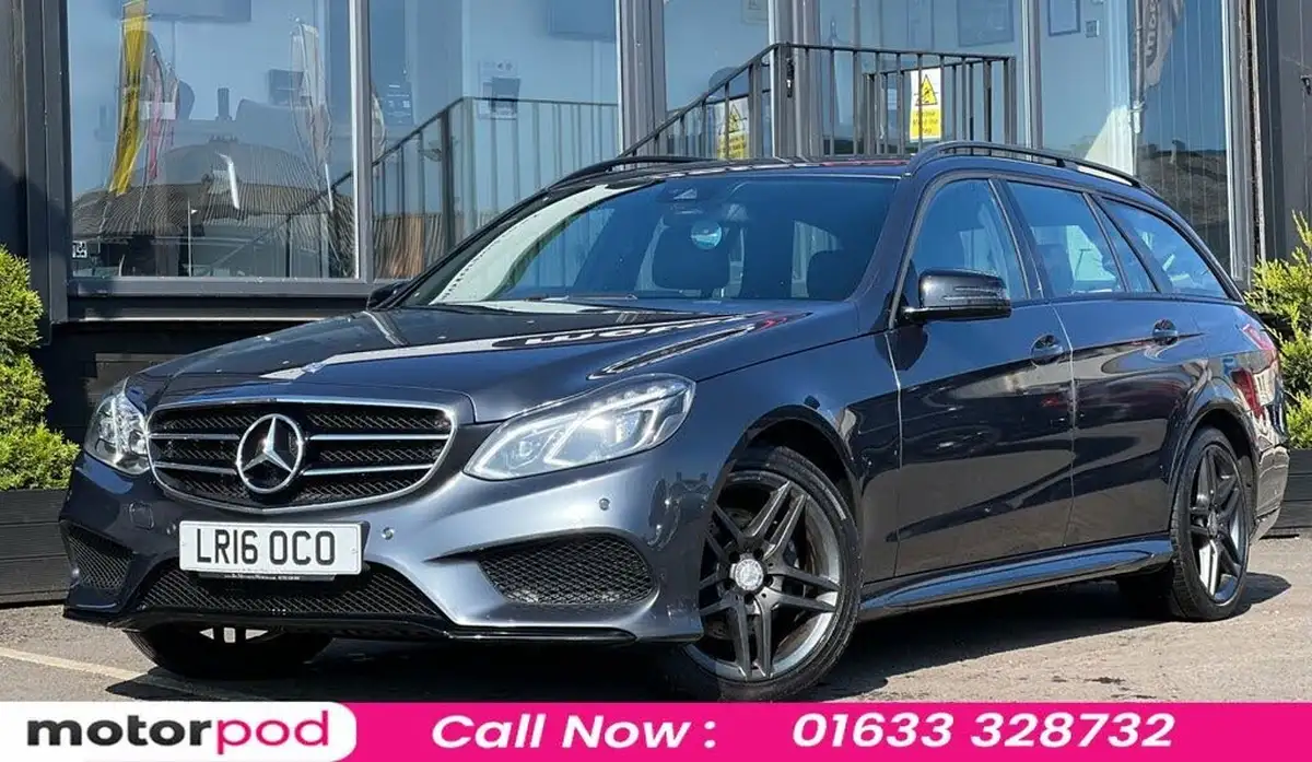 2016-mercedes-benz-e-class-21cdi-e220-amg-night-edition-estate-5d-big-0