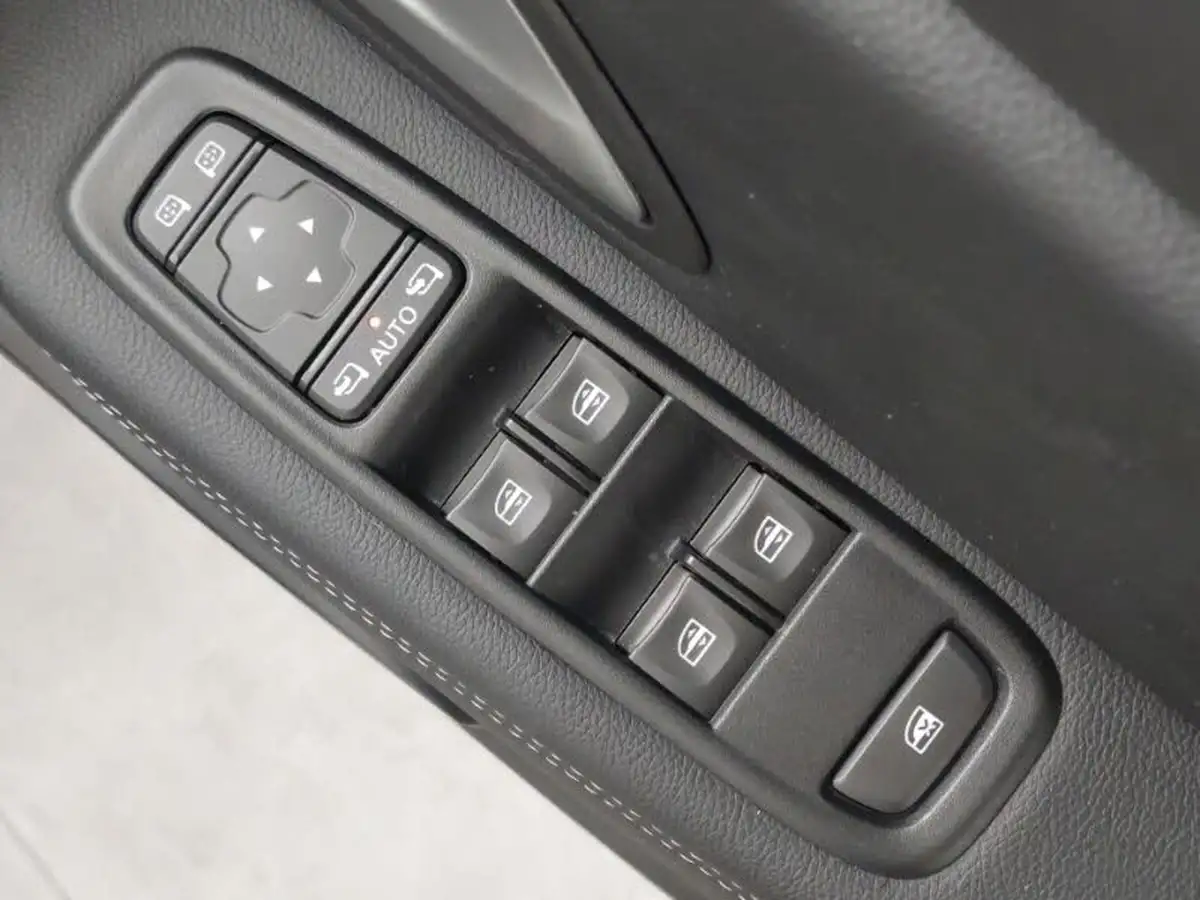 2024-dacia-duster-09-tce-journey-big-11
