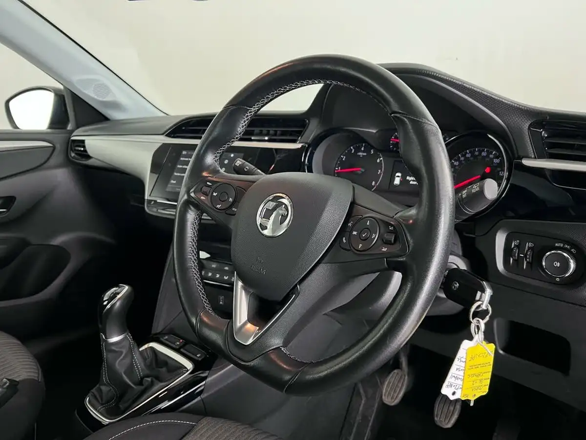2020-vauxhall-corsa-12i-se-big-14