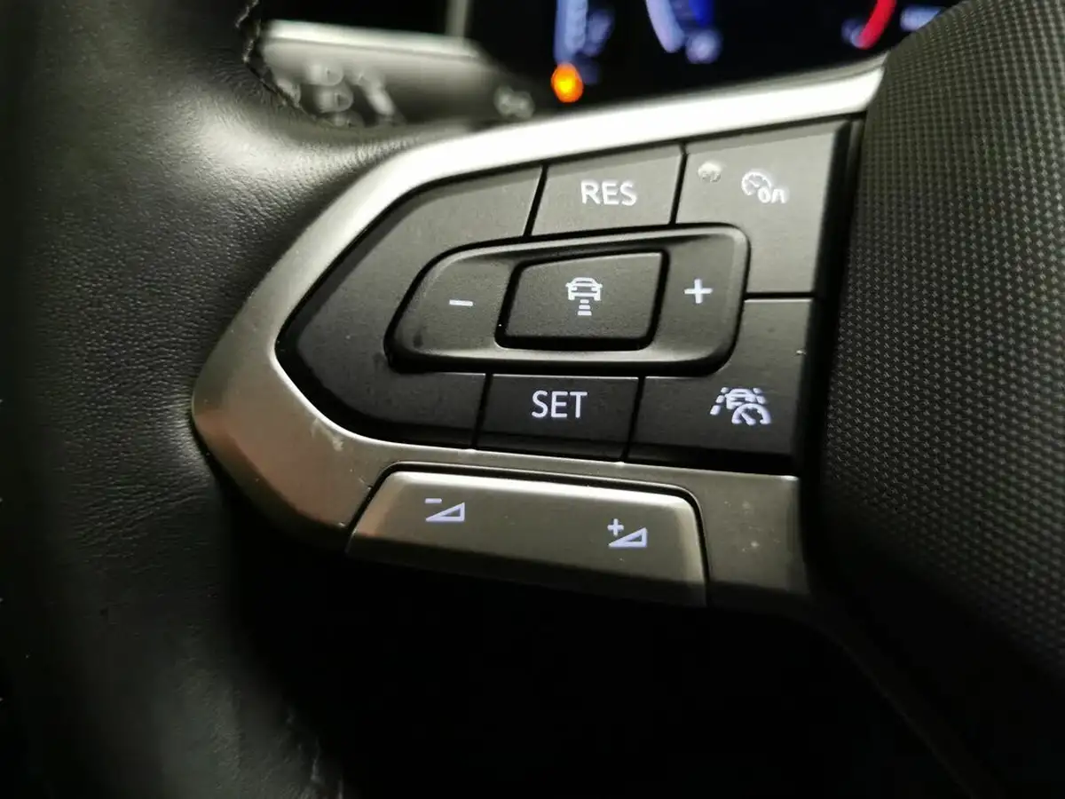 2022-volkswagen-polo-10-tsi-r-line-95ps-dsg-big-26
