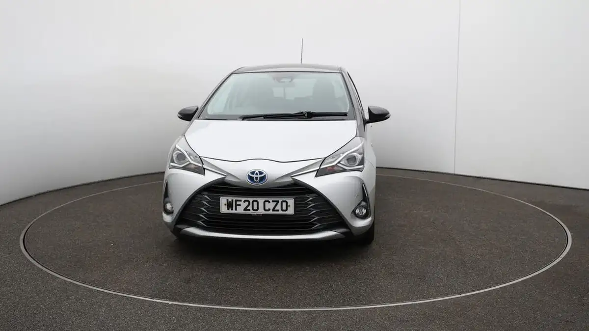 2020-toyota-yaris-15-vvt-i-y20-98bhp-hybrid-1497cc-e-cvt-big-15