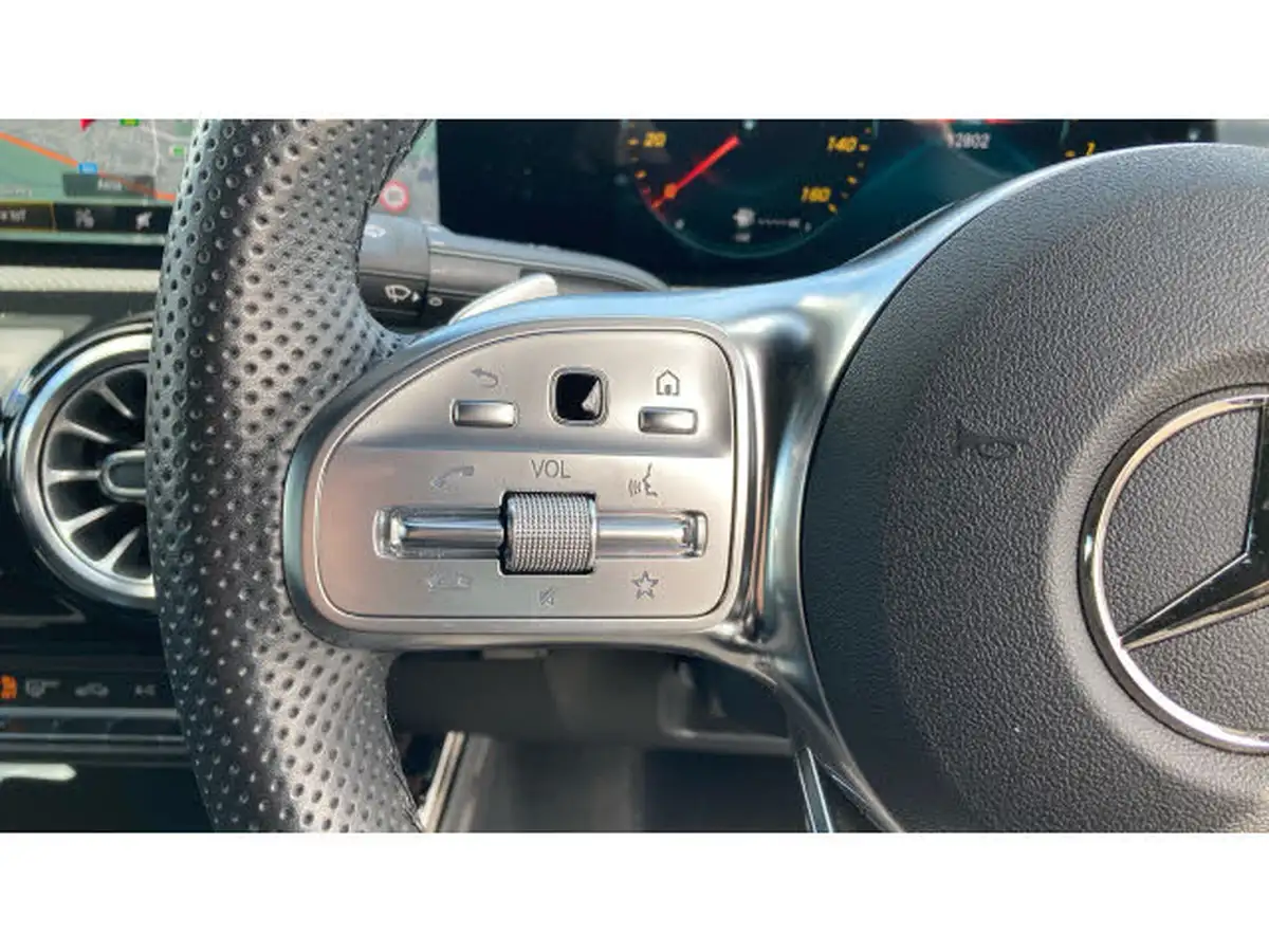 2022-mercedes-benz-cla-13-cla-180-amg-line-premium-plus-coupe-4d-big-36