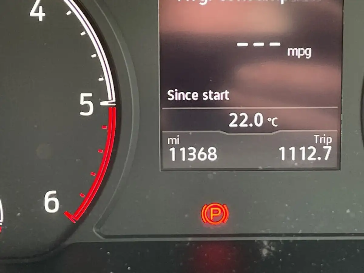 2023-ford-tourneo-connect-20-titanium-big-19
