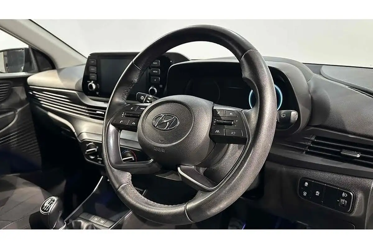 2022-hyundai-bayon-10-t-gdi-se-connect-big-27