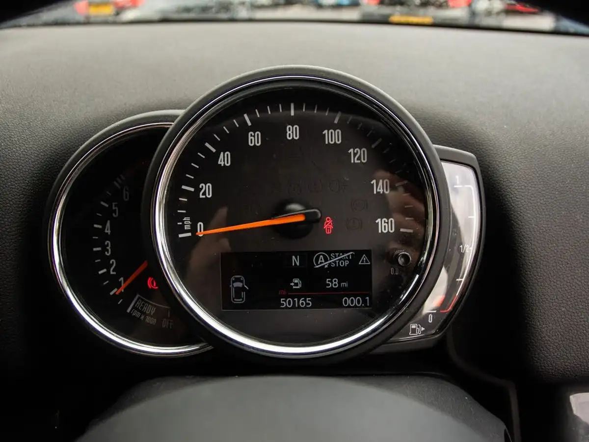 2019-mini-countryman-15-cooper-classic-big-14