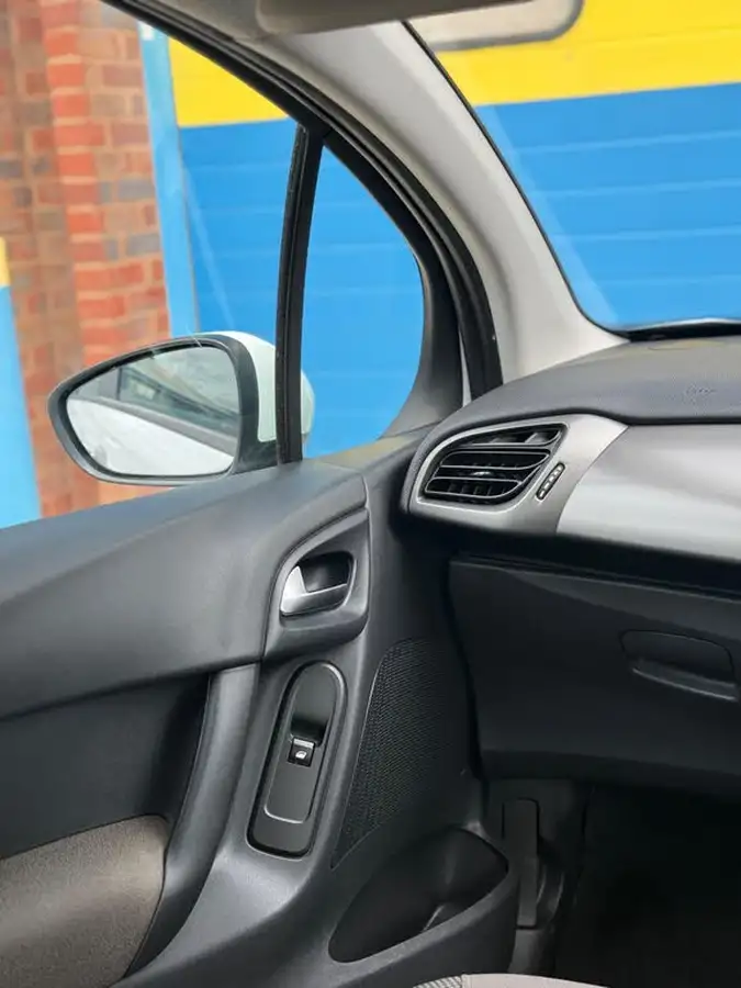 2014-citroen-c3-12-vtr-puretech-82ps-big-55