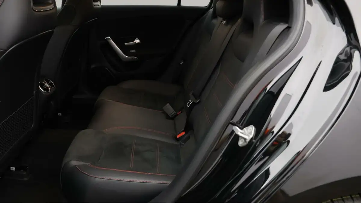 2021-mercedes-benz-a-class-20d-a220d-amg-line-executive-hatchback-5d-big-24