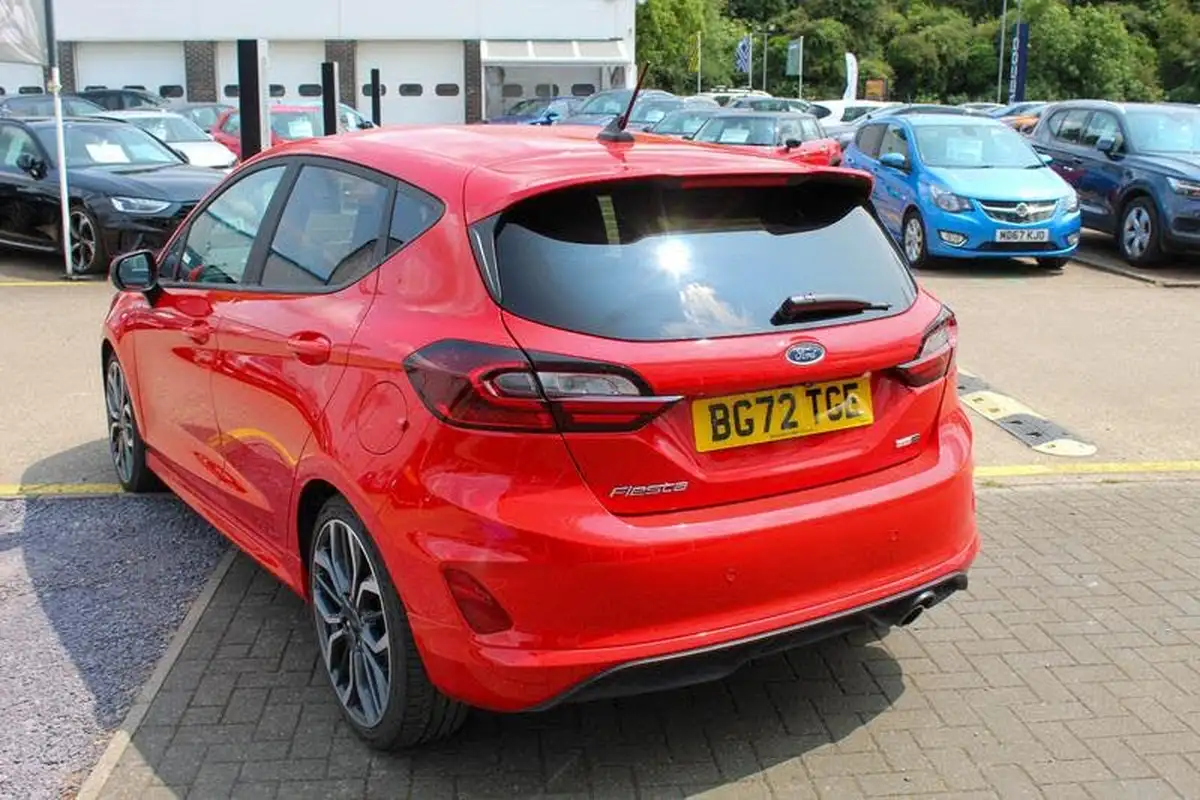 2022-ford-fiesta-10t-st-line-vignale-155ps-hybrid-mhev-5d-big-3