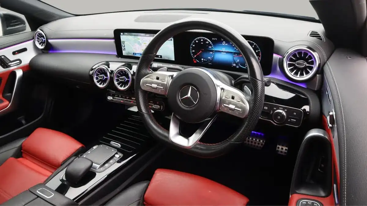 2021-mercedes-benz-cla-13-cla-180-amg-line-premium-plus-coupe-4d-big-9