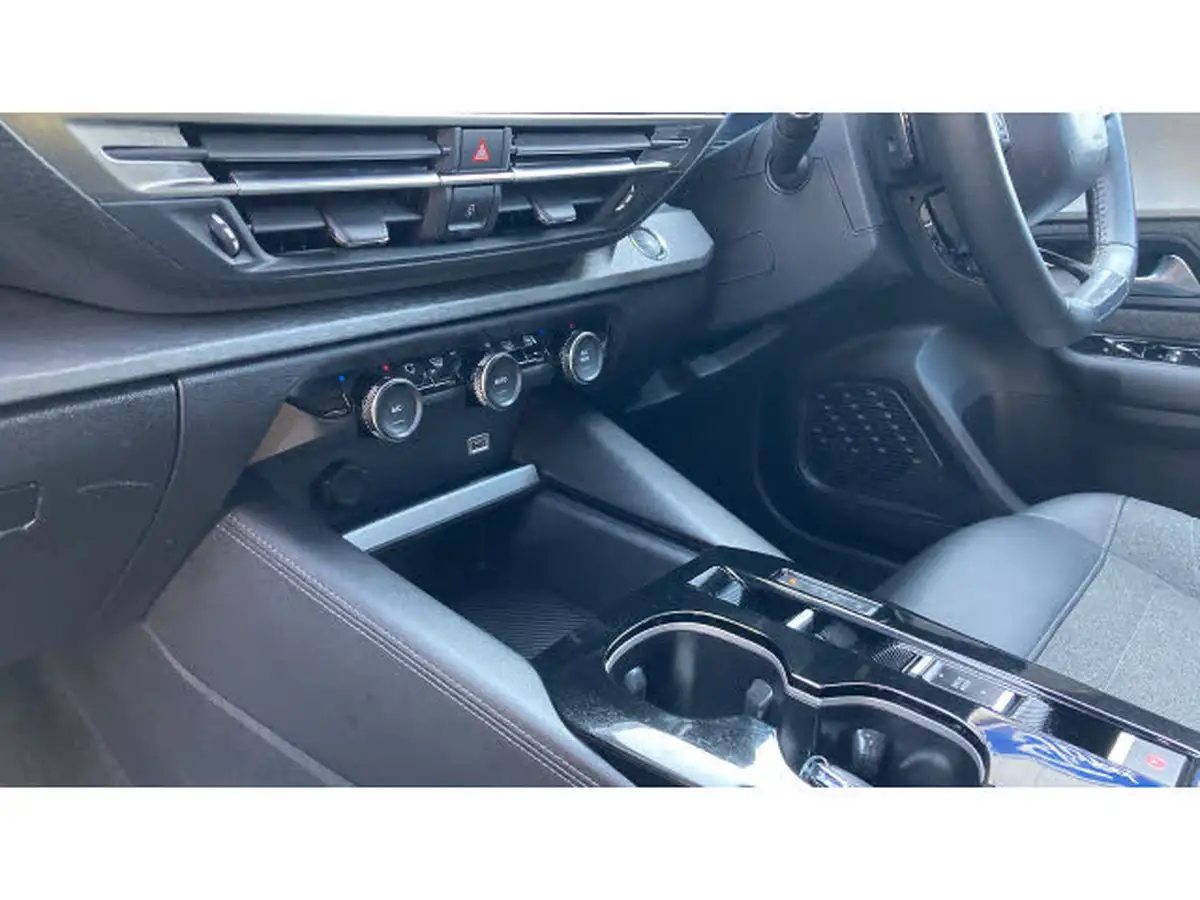 2023-citroen-c5-x-12-puretech-sense-plus-big-22