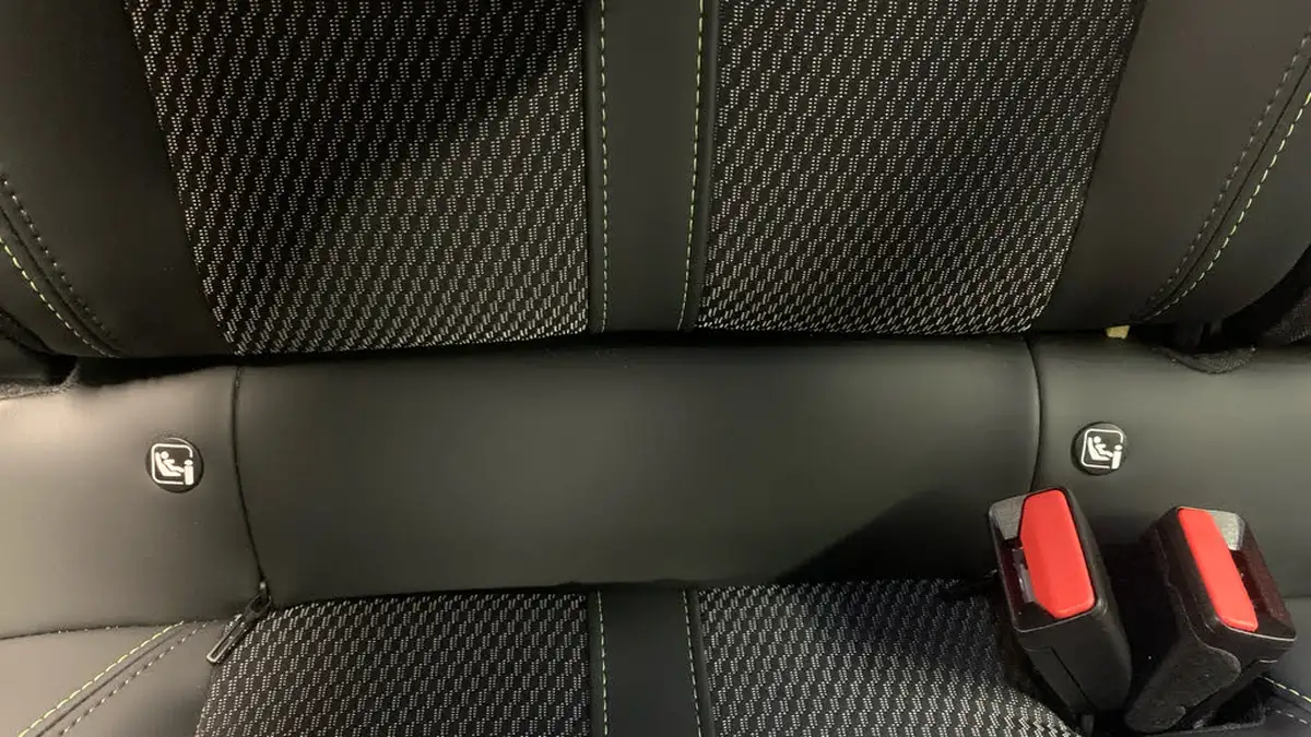 2024-peugeot-208-e-gt-156ps-51kwh-big-34