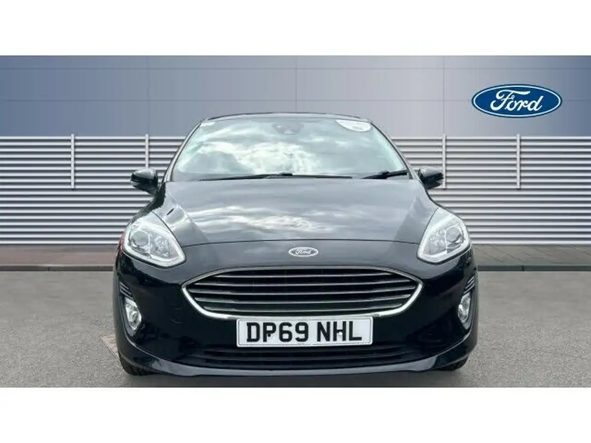 2019-ford-fiesta-10t-titanium-125ps-5d-big-2