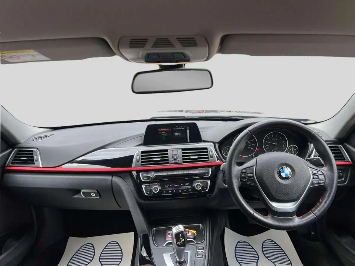 2018-bmw-3-series-15-318i-sport-saloon-4d-auto-big-24