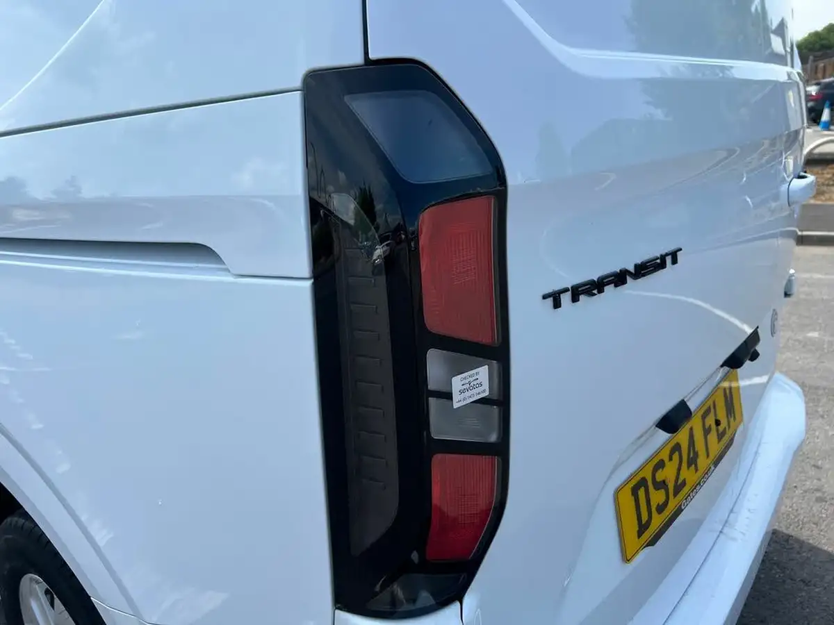 2024-ford-transit-custom-20tdci-280-l1h1-limited-136pseu6e-panel-van-1996cc-big-33