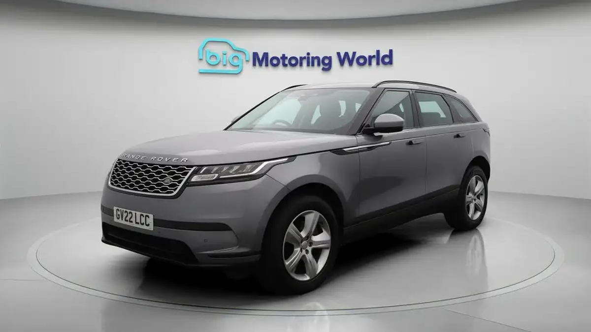 2022-land-rover-range-rover-velar-20-d200-velar-big-3