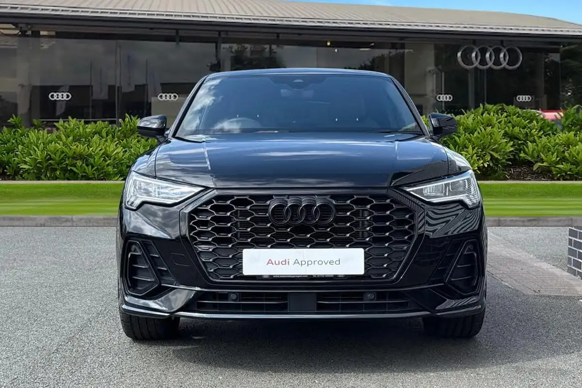 2024-audi-q3-15-35-tfsi-black-edition-sportback-s-tronic-big-5