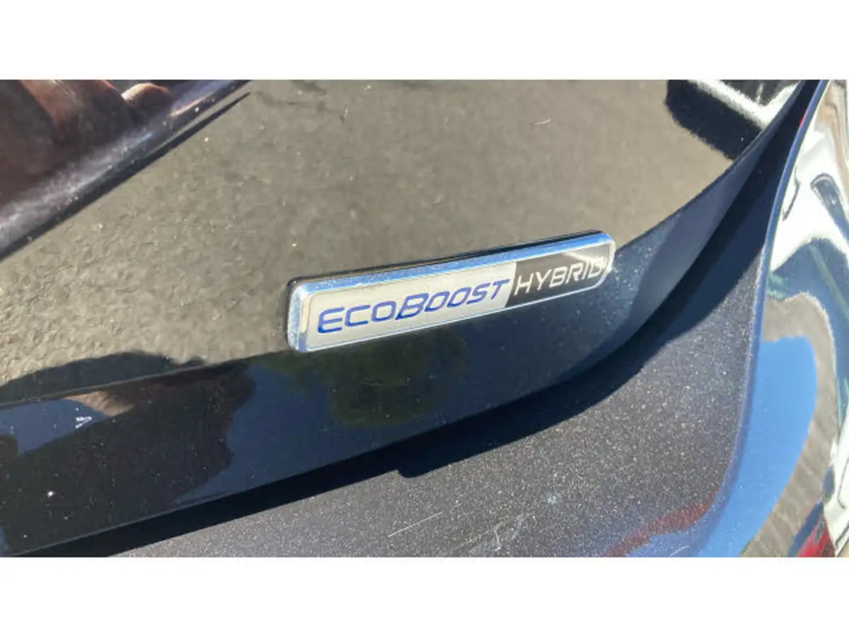 2023-ford-fiesta-big-40