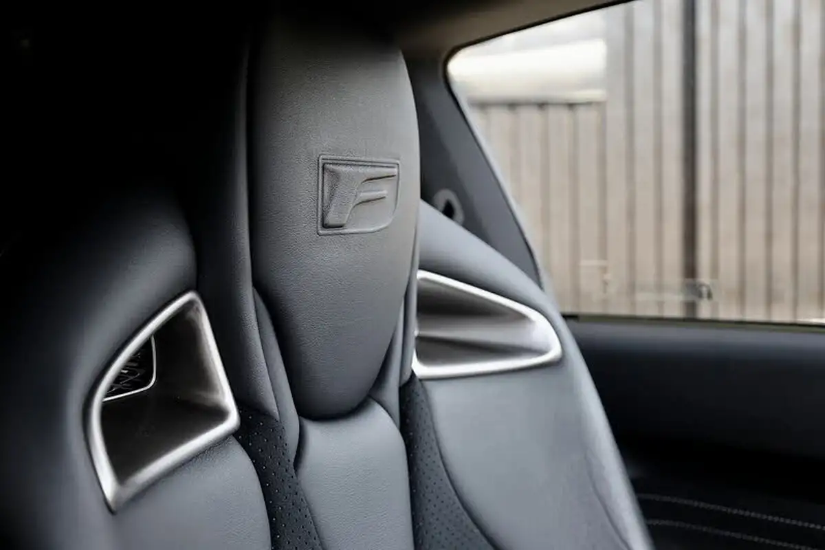 2015-lexus-rc-f-50-f-carbon-big-8