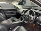 2017-jaguar-xe-20d-portfolio-180ps-awd-ss-1999cc-auto-small-20